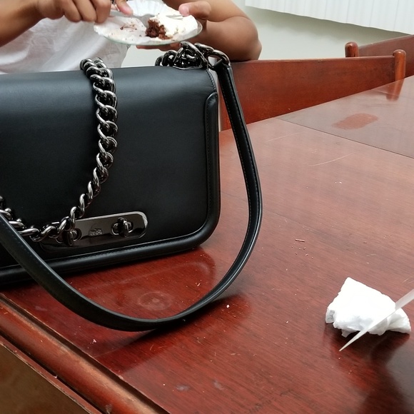 Bag - Picture 2 of 4